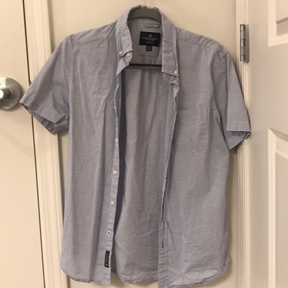 American Eagle Collared Short Sleeve Shirt